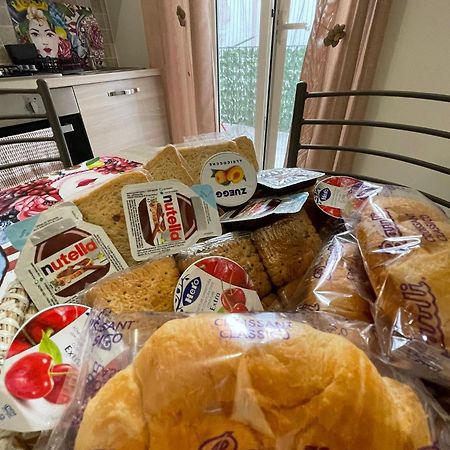 卡塔尼亚Aurora House别墅 外观 照片